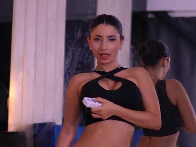 ChloeSinn live cam on BongaCams