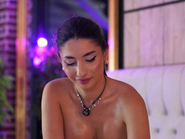 ChloeSinn live cam on BongaCams