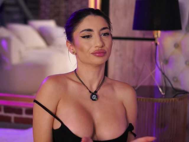ChloeSinn live cam on BongaCams