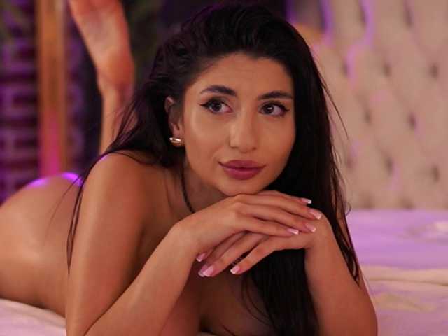 ChloeSinn live cam on BongaCams