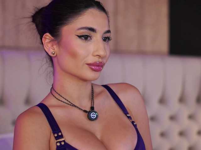 ChloeSinn live cam on BongaCams