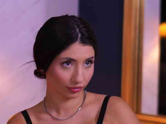 ChloeSinn webcam
