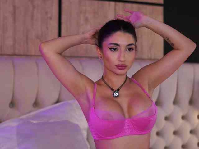 ChloeSinn webcam