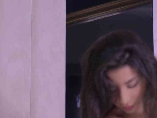 ChloeSinn webcam