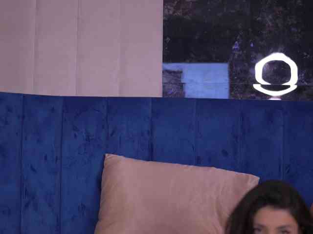 ChloeSinn webcam