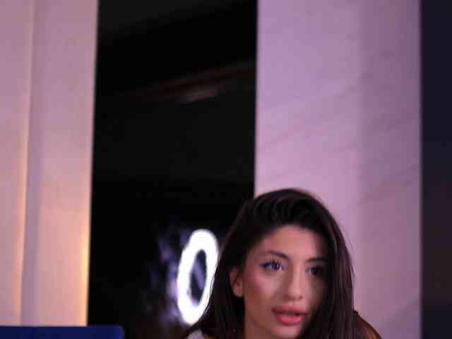 ChloeSinn webcam