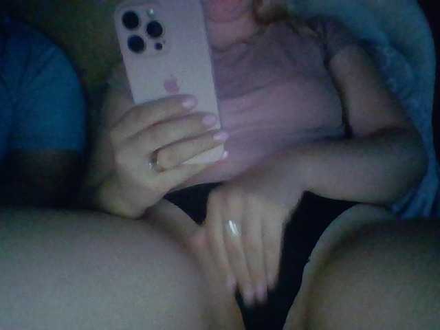 Darusaa live cam on BongaCams