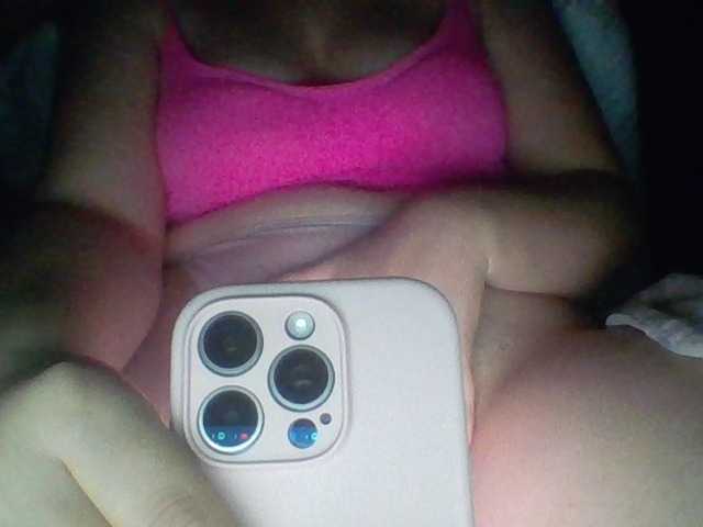 Darusaa live cam on BongaCams