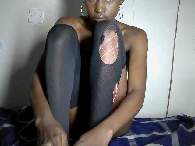 Noella live cam on BongaCams