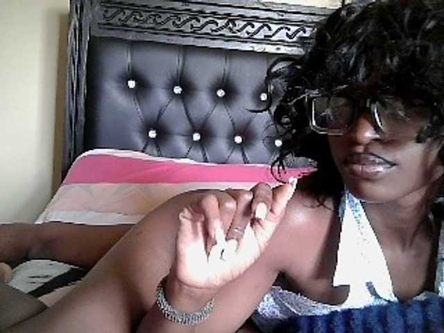 Noella live cam on BongaCams