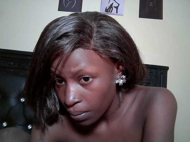 Noella live cam on BongaCams
