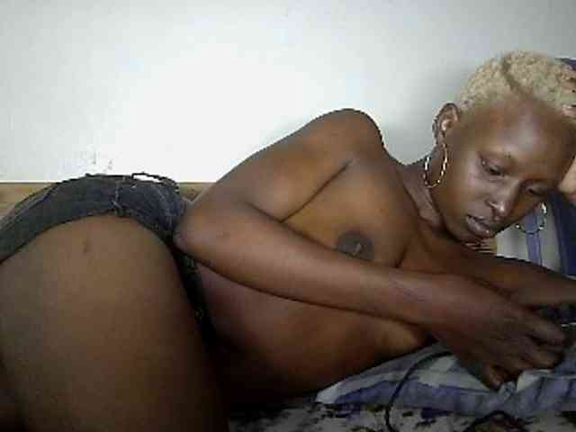 Noella Sex Cam Show