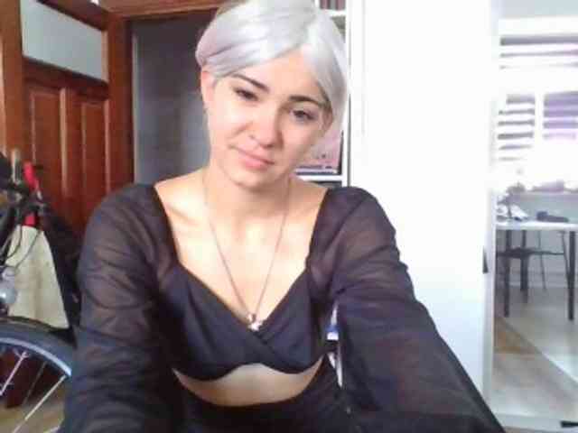 Model: PearlGirl2006