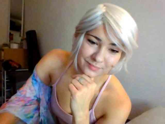 PearlGirl2006 webcam