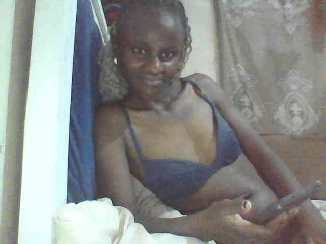 Elishi2541 webcam
