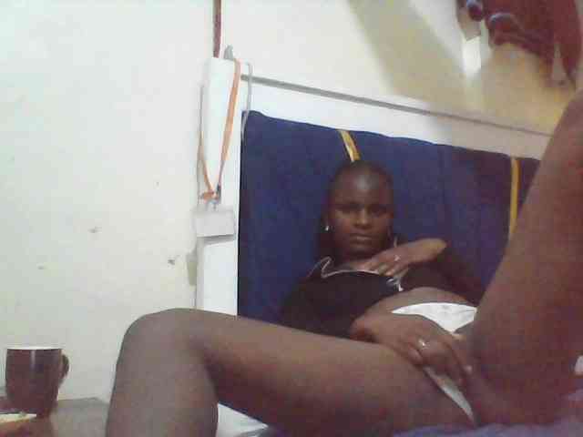 Elishi2541 webcam