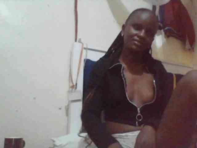Elishi2541 webcam