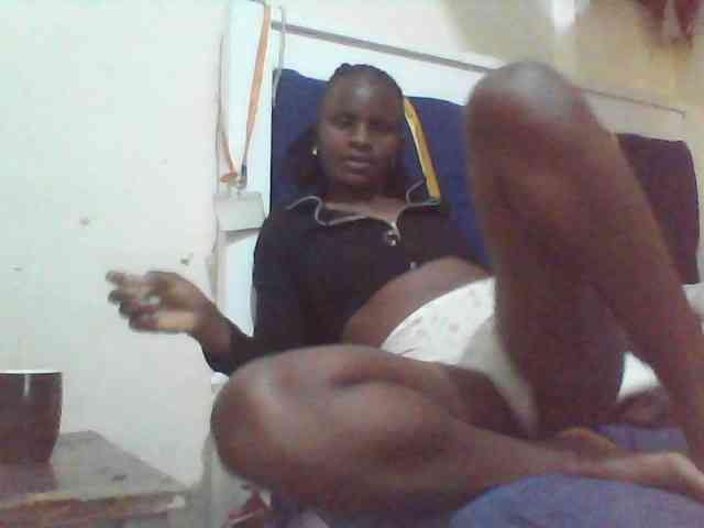 Elishi2541 webcam