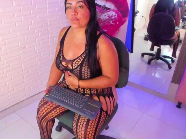 KristyBlum live cam on BongaCams