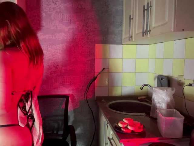 Red-star live cam on BongaCams
