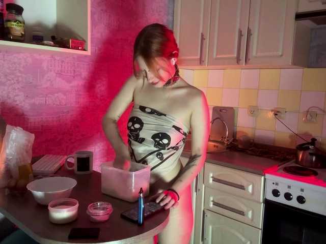 Red-star live cam on BongaCams