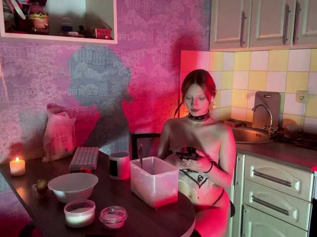 Red-star live cam on BongaCams