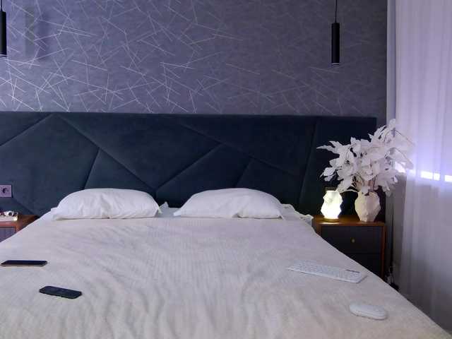 Angelees live cam on BongaCams