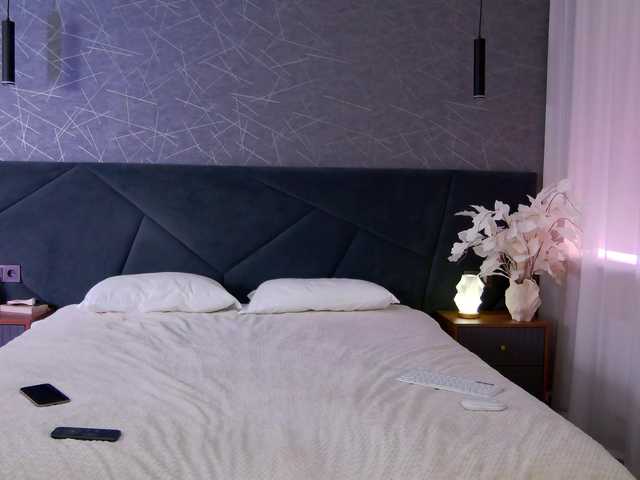 Angelees live cam on BongaCams