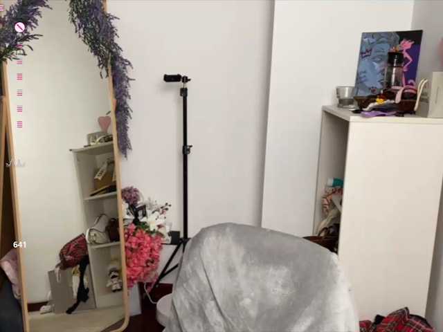 Rinaaaa live cam on BongaCams