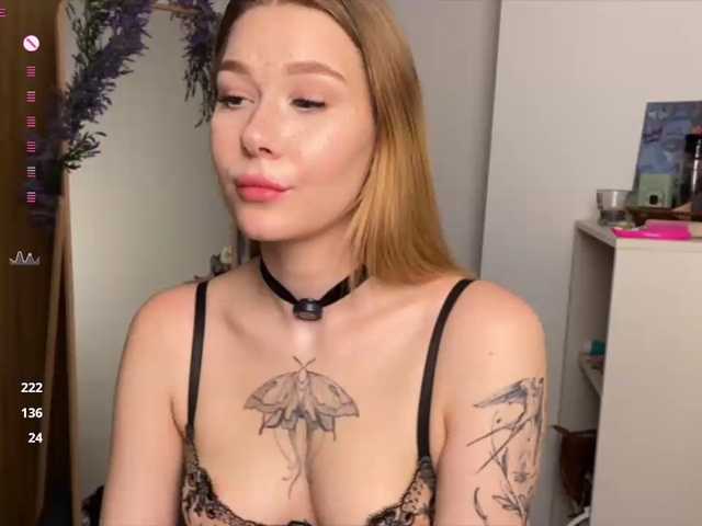 Rinaaaa, live now on BongaCams