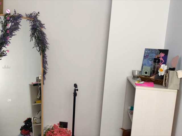 Rinaaaa live cam preview