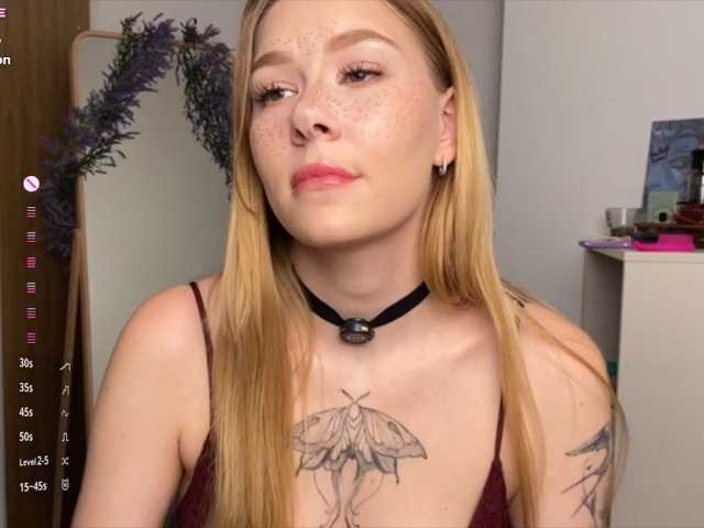 Rinaaaa, 22 y/o - Live Cam on BongaCams