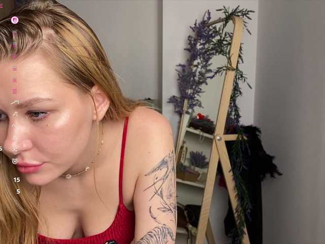Rinaaaa live cam on BongaCams