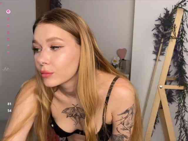Rinaaaa Live Webcam on BongaCams