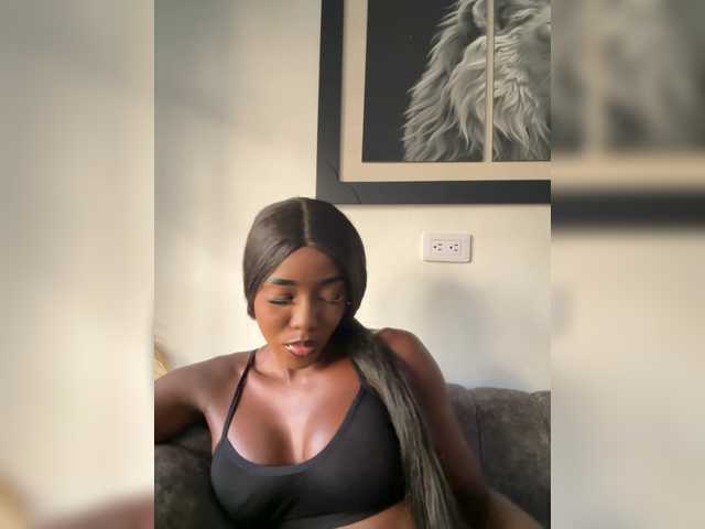 NahomiEbony01