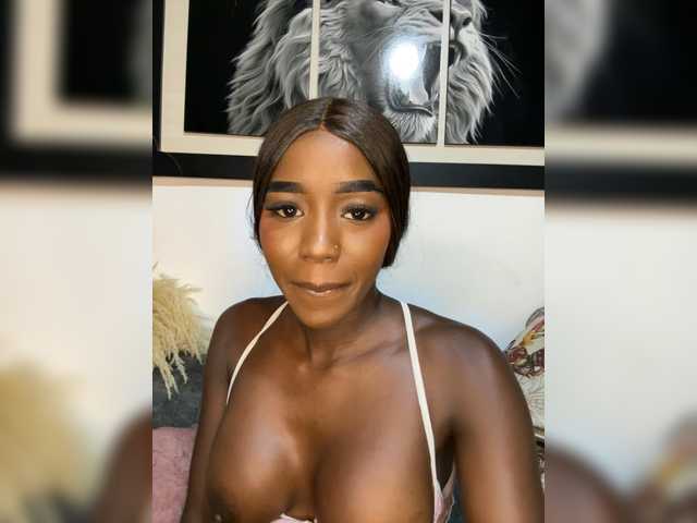 NahomiEbony01