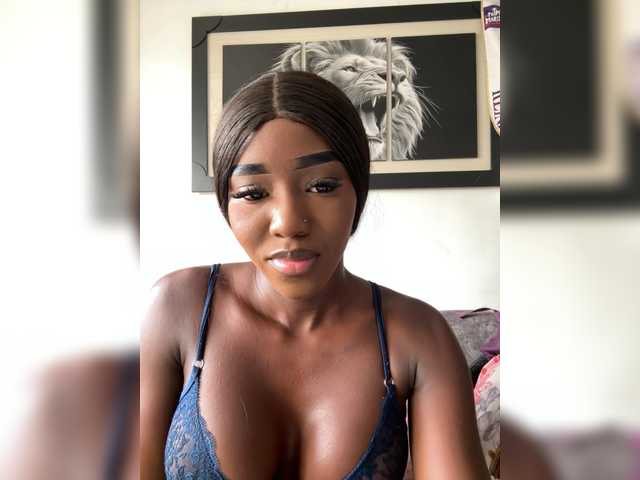 NahomiEbony01