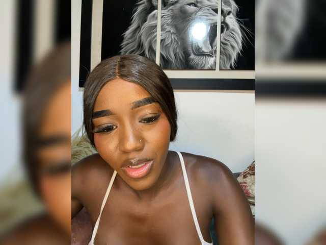 NahomiEbony01