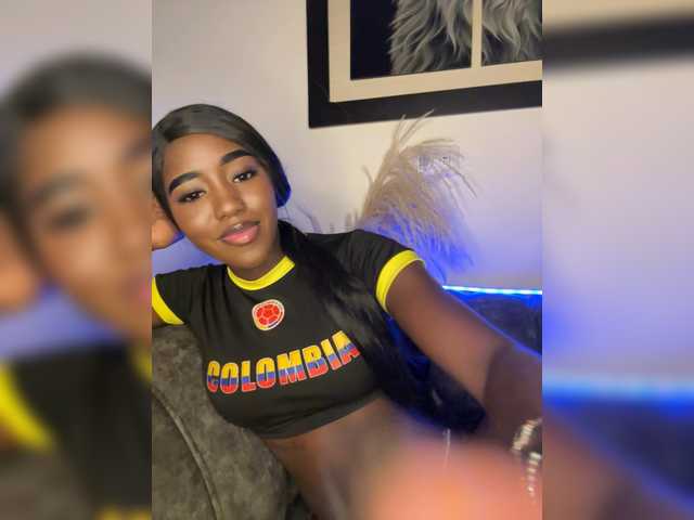 NahomiEbony01