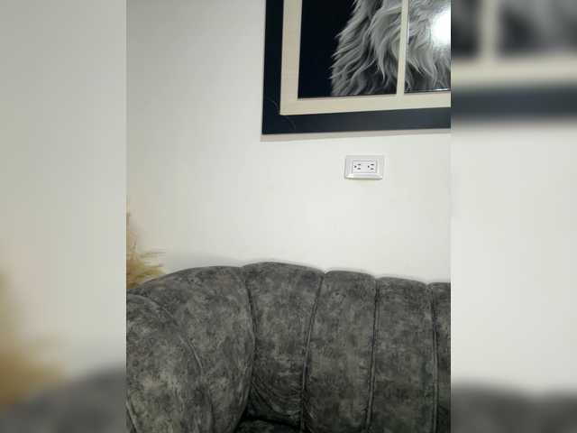 NahomiEbony01 live cam on BongaCams