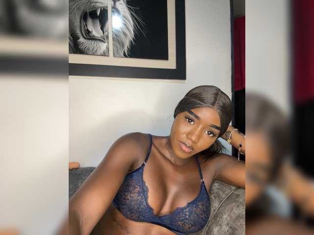 NahomiEbony01