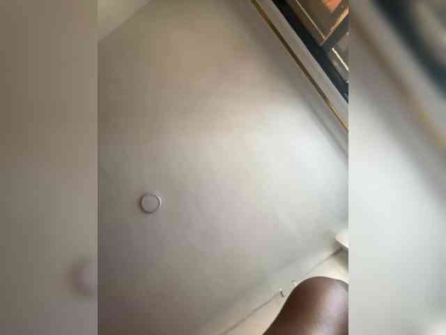 NahomiEbony01 webcam
