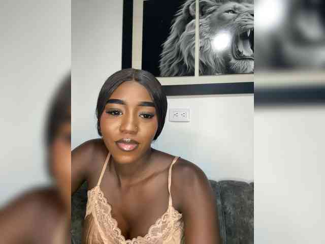 NahomiEbony01