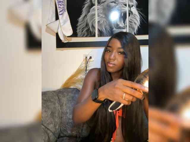 NahomiEbony01 webcam