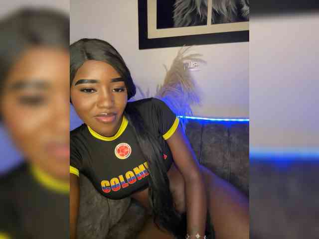 NahomiEbony01 webcam