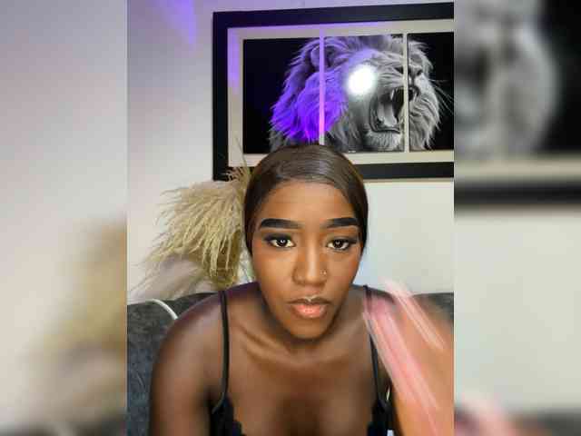 NahomiEbony01 webcam