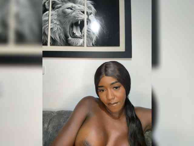 NahomiEbony01