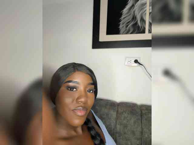 NahomiEbony01