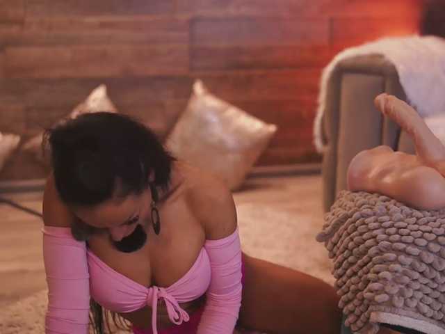XenaBloom live cam on BongaCams