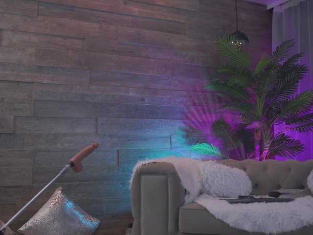 XenaBloom live webcam show